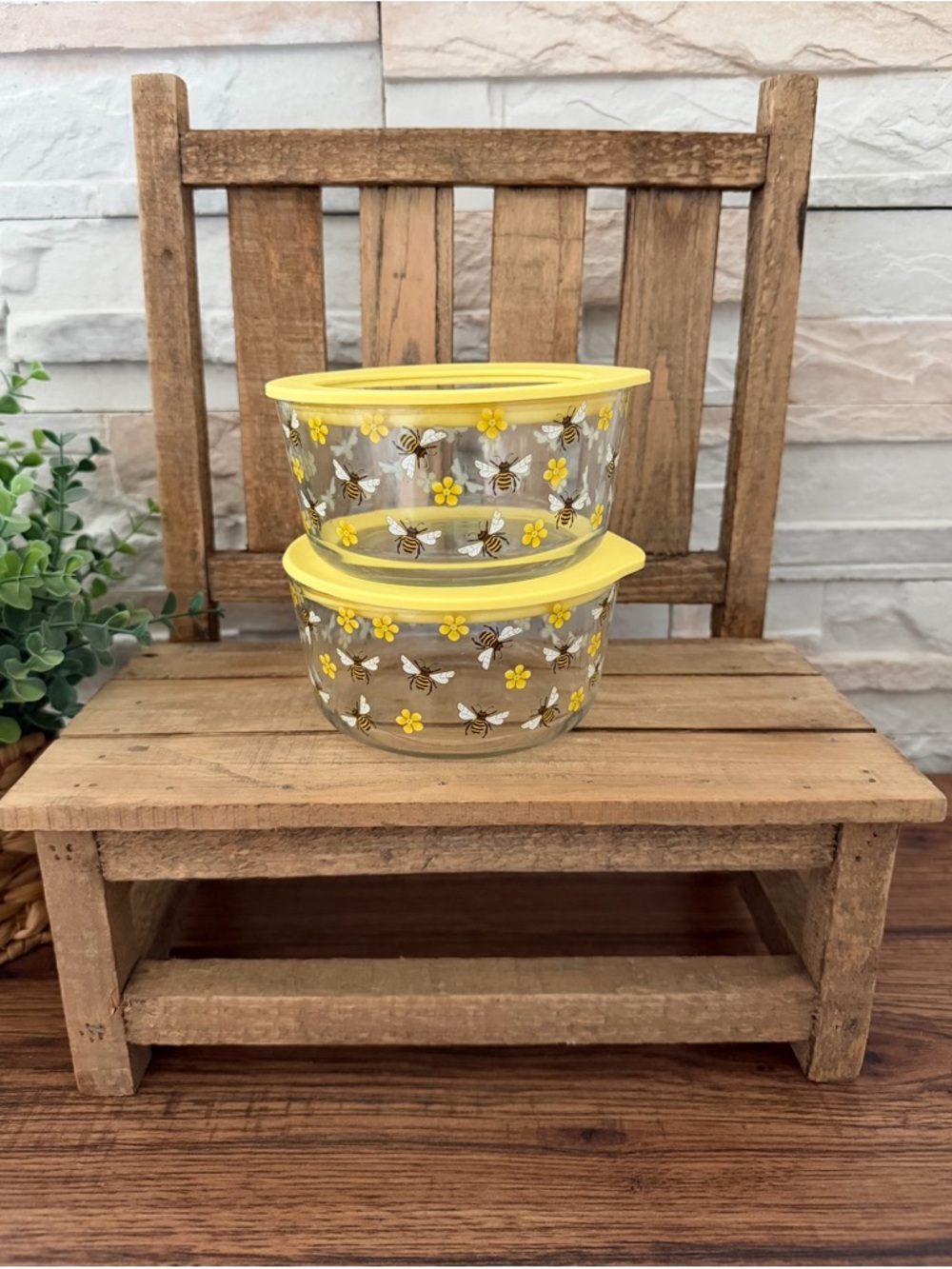 🆕 Set of 2 | Bee Print Glass Food Storage Bowls with Yellow Lids!